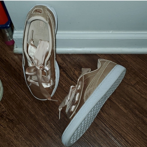 Puma Basket Heart Lunar Lux Big Girls Athletic Shoe Sneakers Size 5c - Picture 2 of 8